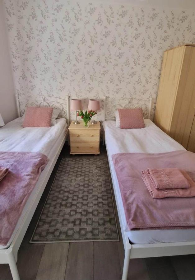 Zielono Mi - Dom Goscinny W Lapalicach Lapalice Buitenkant foto